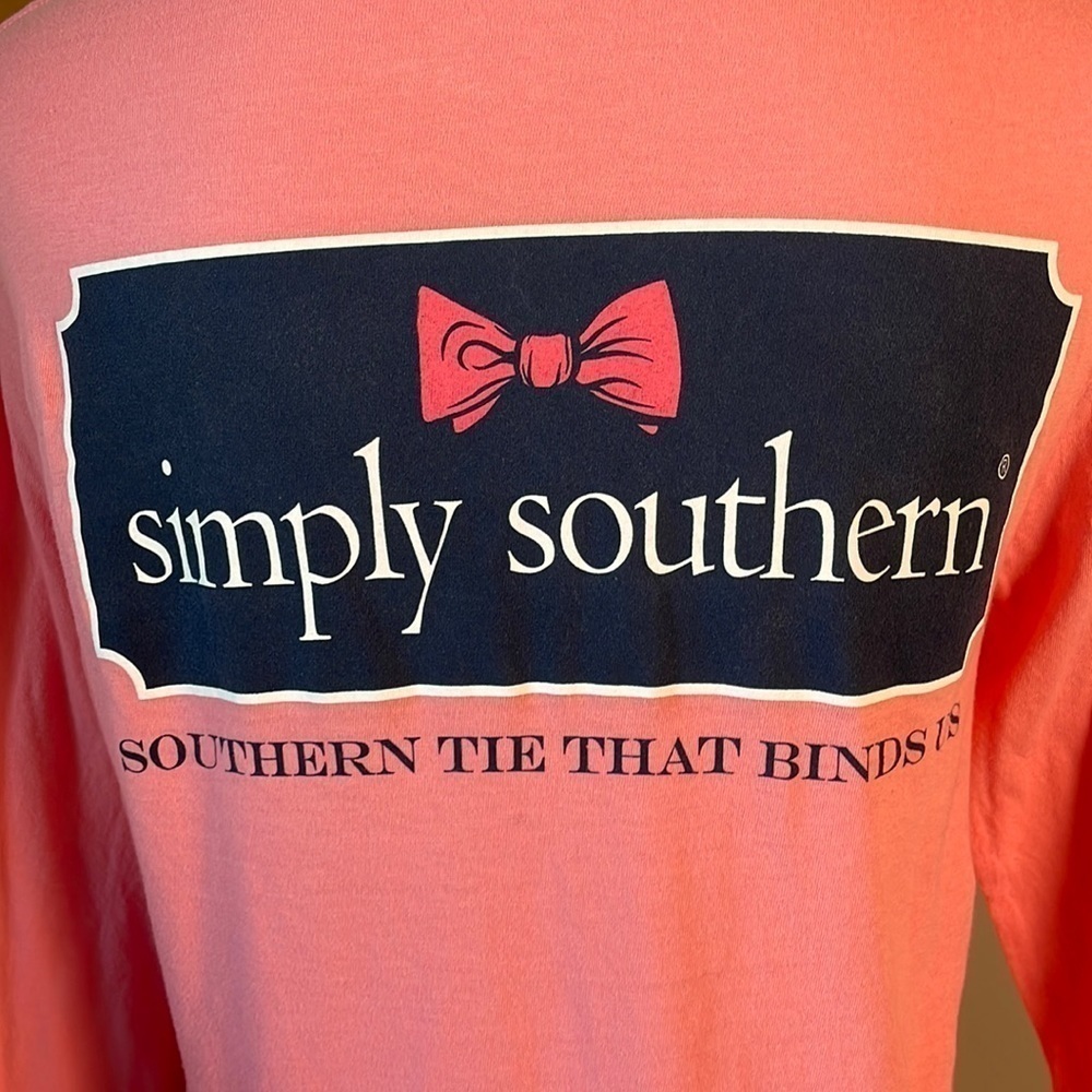 Simply Southern long sleeve hoodie T-shirt, size Small. Pink!